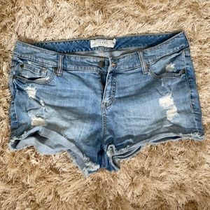 Torrid blue Jean shorts size 18